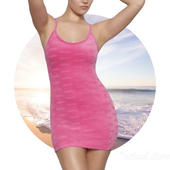 🎉 HOST PICK 🎉👍 SKIMS Logo Velour Slip Dress XL in Hot Pink- Rare, SOLD OUT 👍 - Picture 4 of 12